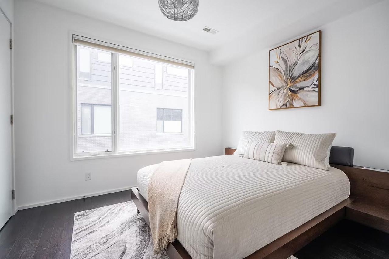 852A Dundas St W #1037064P - Photo 5 of 20