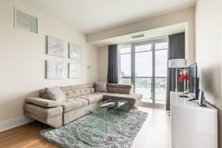 253 Wellington St W - Photo 1 of 1