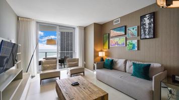 featured image of Hallandale Beach Blvd