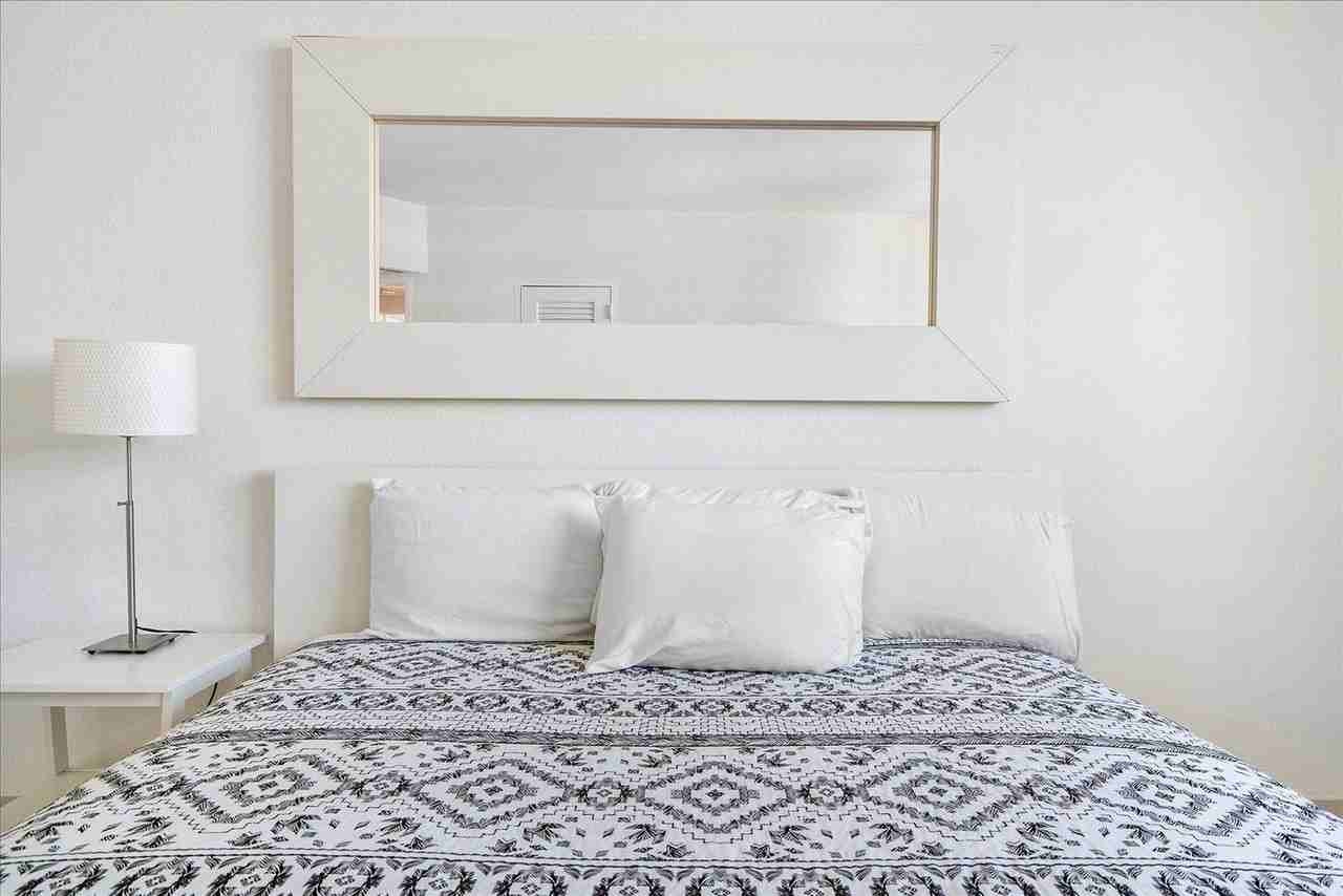 3901 South Ocean Drive - Photo 7 of 75