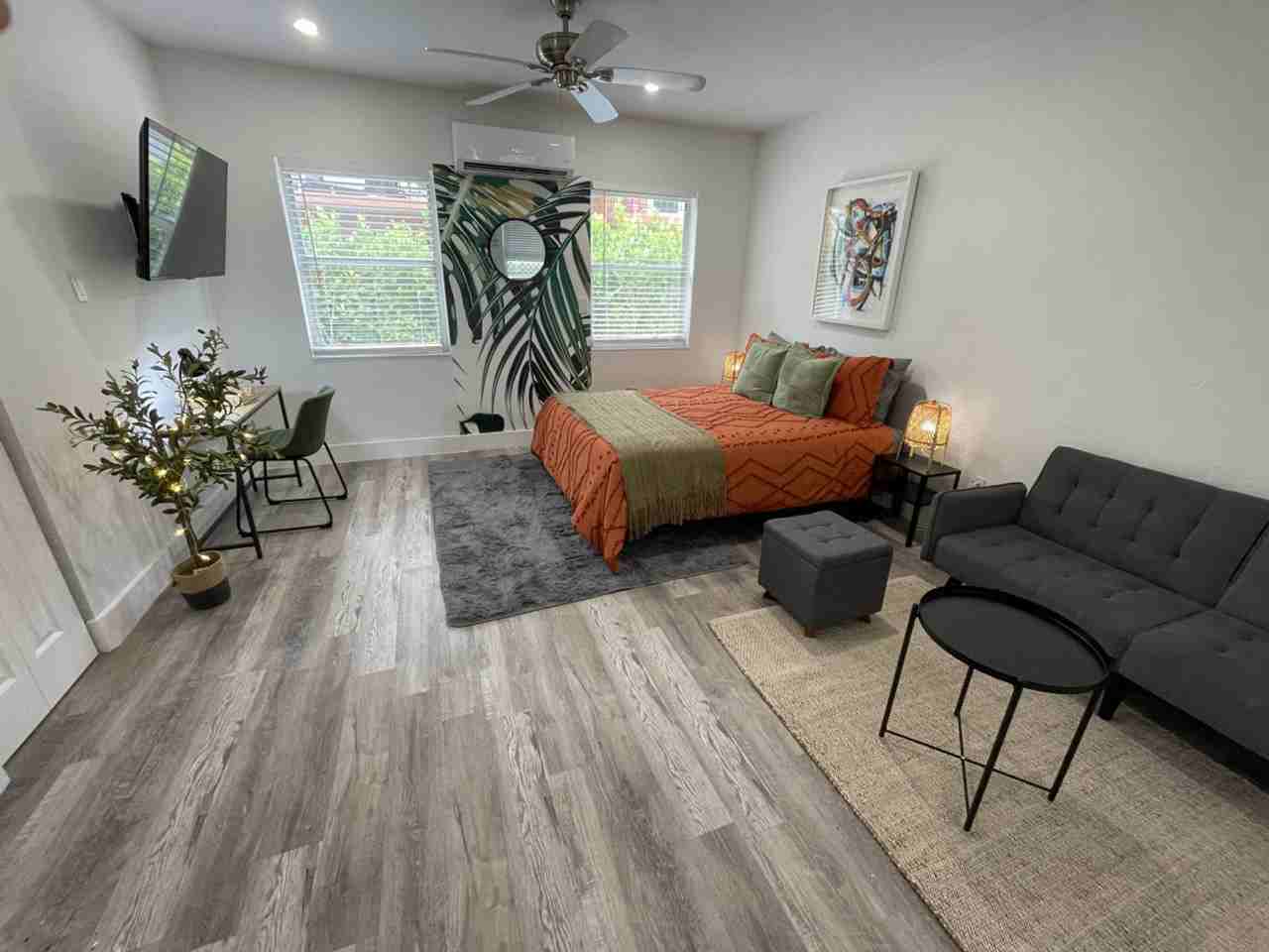 522 Nw 11th Ave #1056489P - Photo 4 of 19