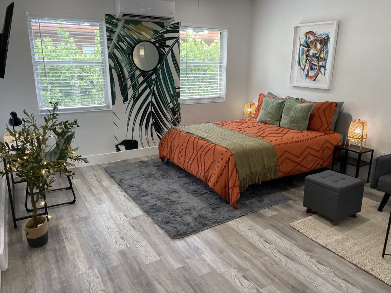 522 Nw 11th Ave #1056489P - Photo 2 of 19