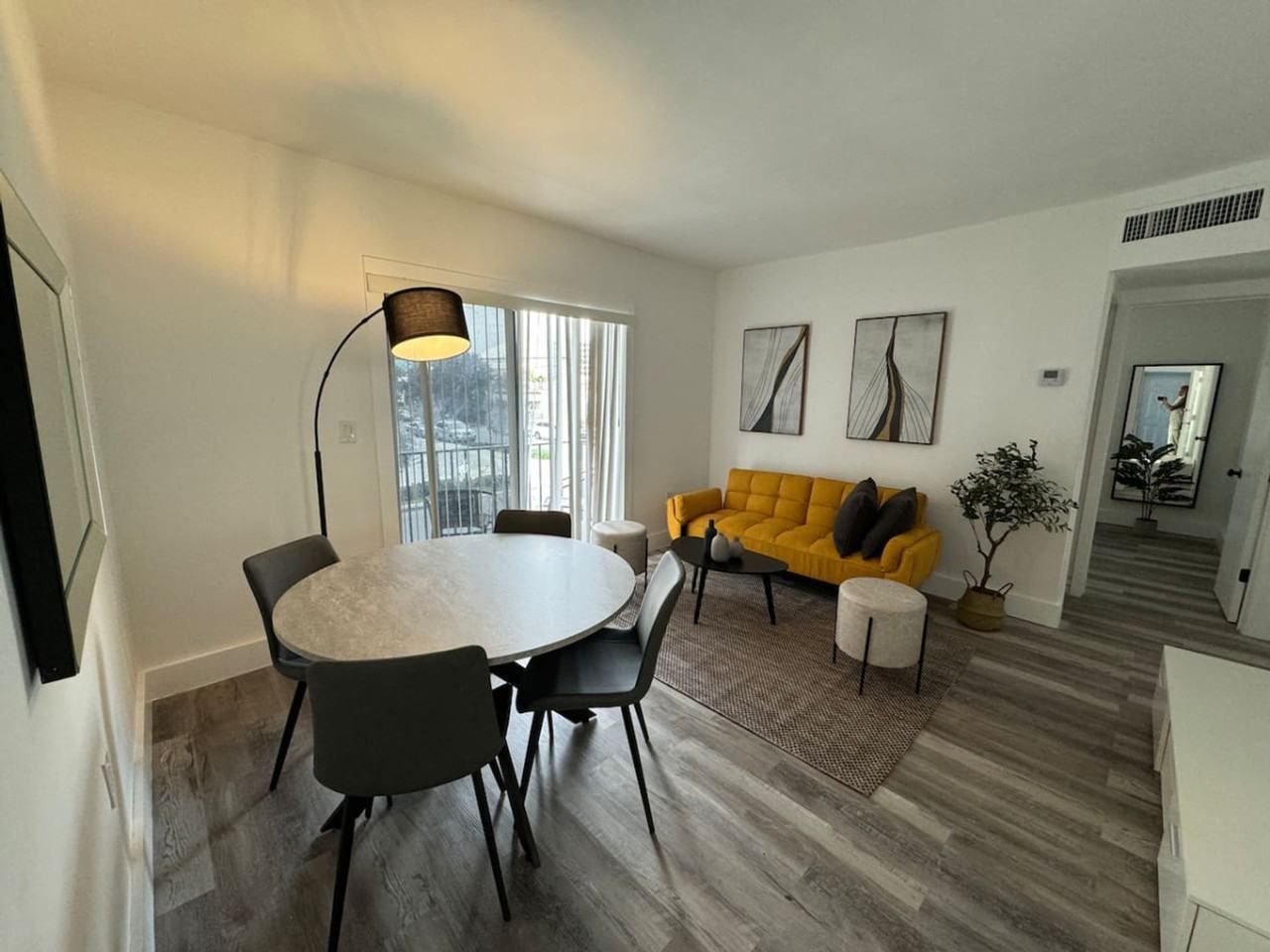 55 Nw 11th Ave #1056550P - Photo 3 of 19