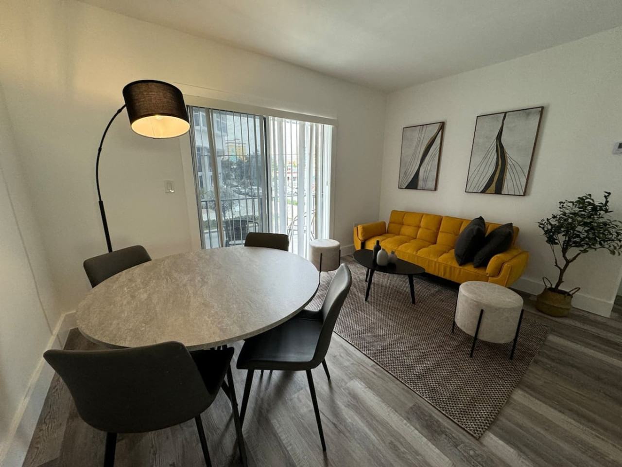 55 Nw 11th Ave #1056550P - Photo 4 of 19