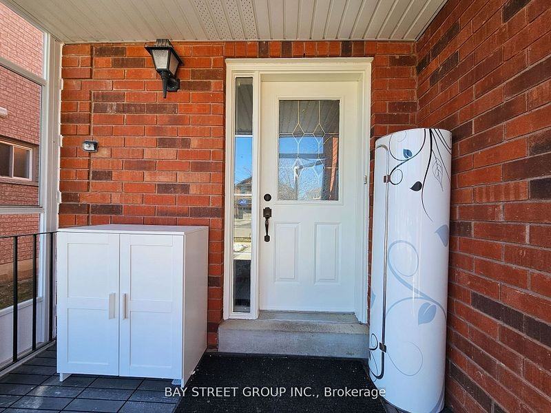 30 Bridlepath Street - Photo 2 of 22
