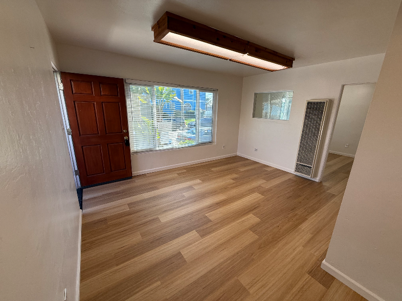 1014 Tourmaline St - Photo 7 of 26