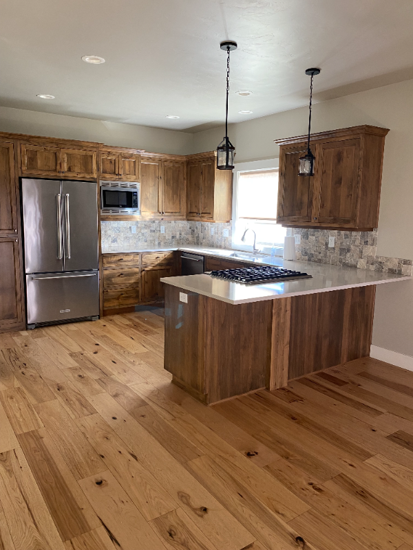 447 Se Stearns Rd - Photo 3 of 9