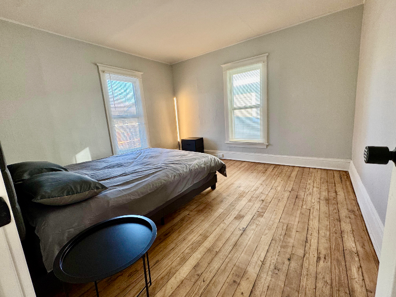 1400 Bemis St Se - Photo 2 of 9