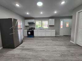 featured image of 128 Henderson St