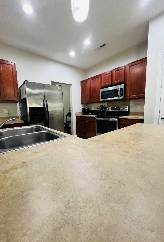 335 Flyway Rd - Photo 4 of 17