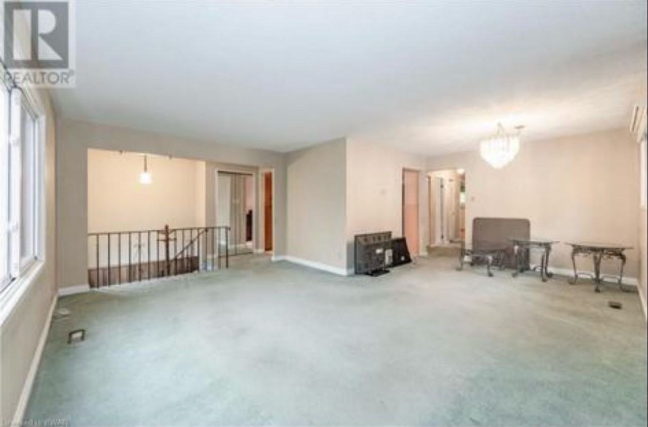 54 Forest Glen Cres Main Fl - Photo 2 of 40