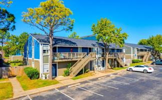 featured image of 4655 S Darlington Ave