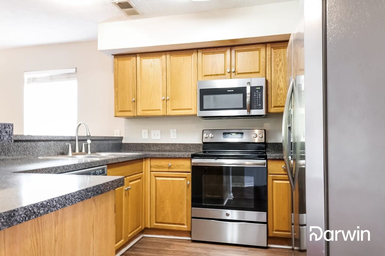 5120 Greer Station Dr - Photo 2 of 14