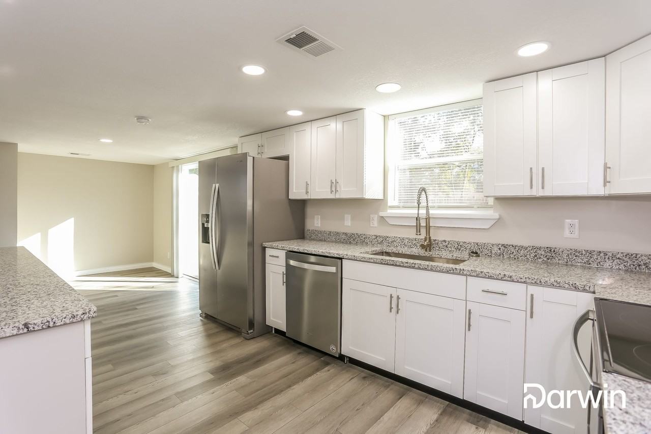6822 Bogata Dr S - Photo 2 of 14