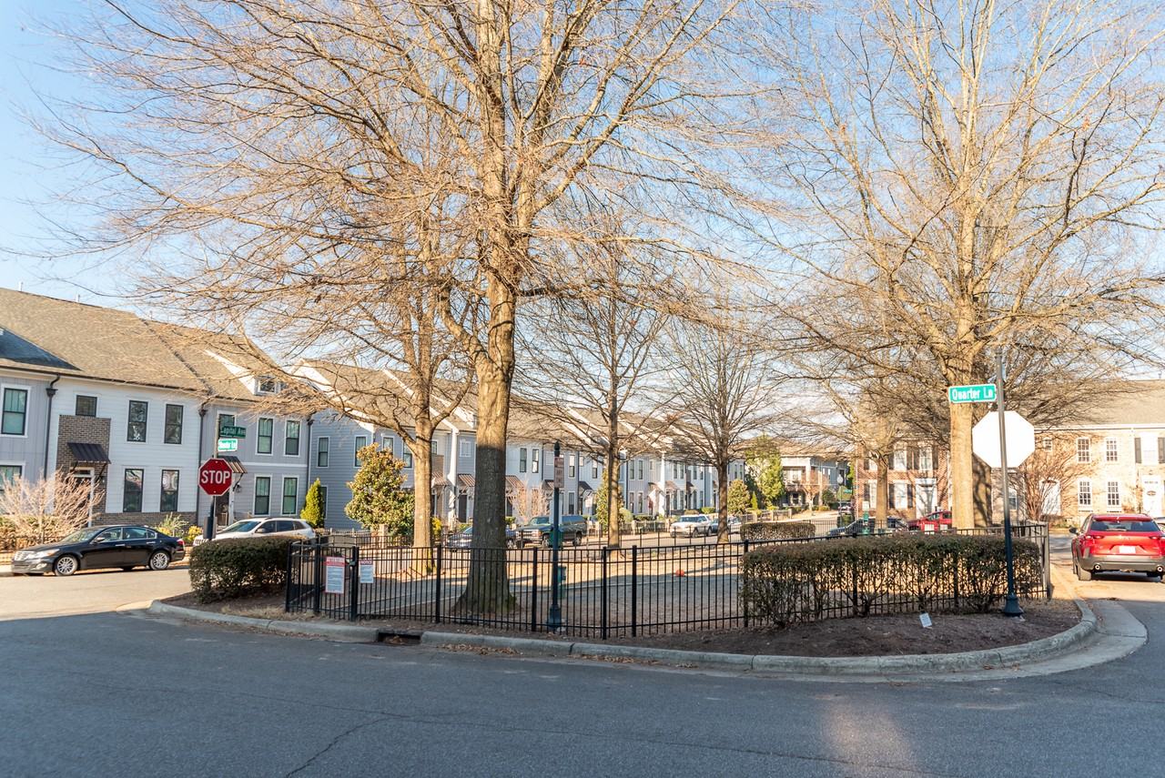 125 Capital Ave #D - Photo 2 of 24