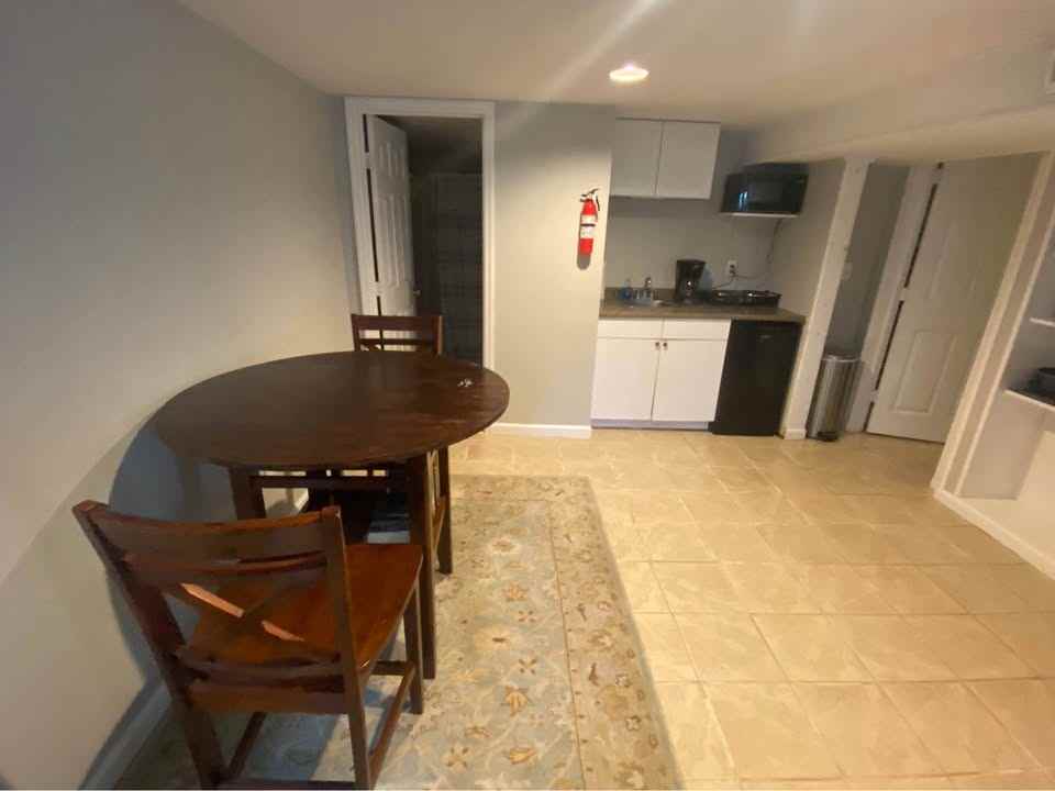 19 Sylvan Dr - Photo 4 of 9
