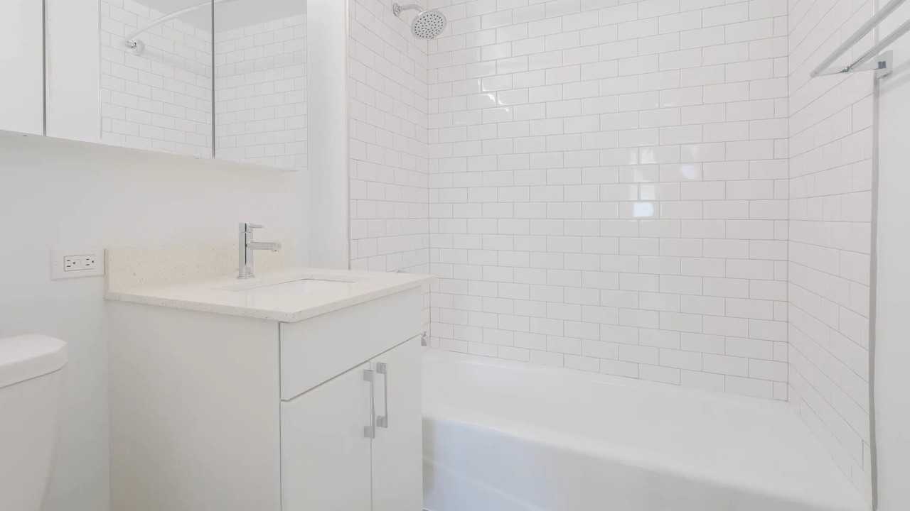 9th Ave & W 36th St. #10Y - Photo 4 of 8