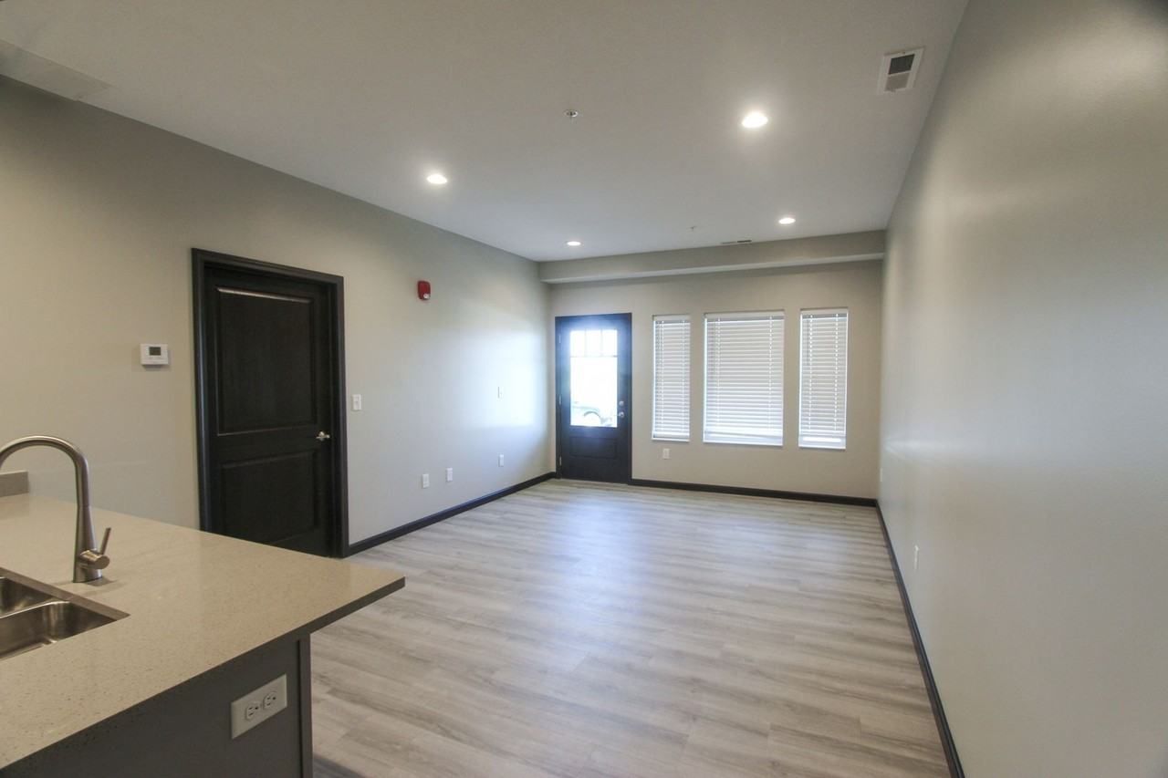 Fairway Place Apartments - Photo 7 of 50