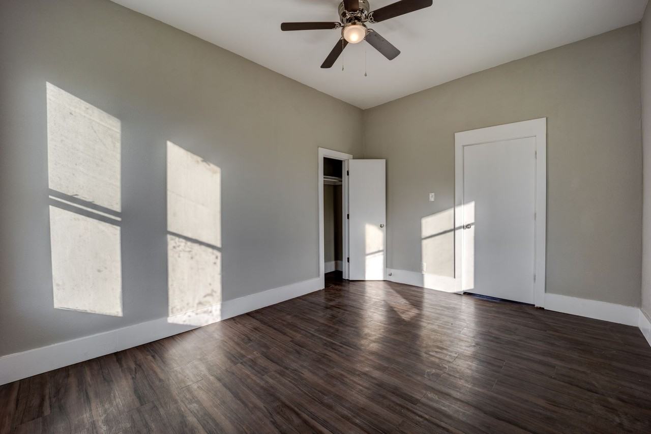 723 N 35th St - Photo 7 of 15