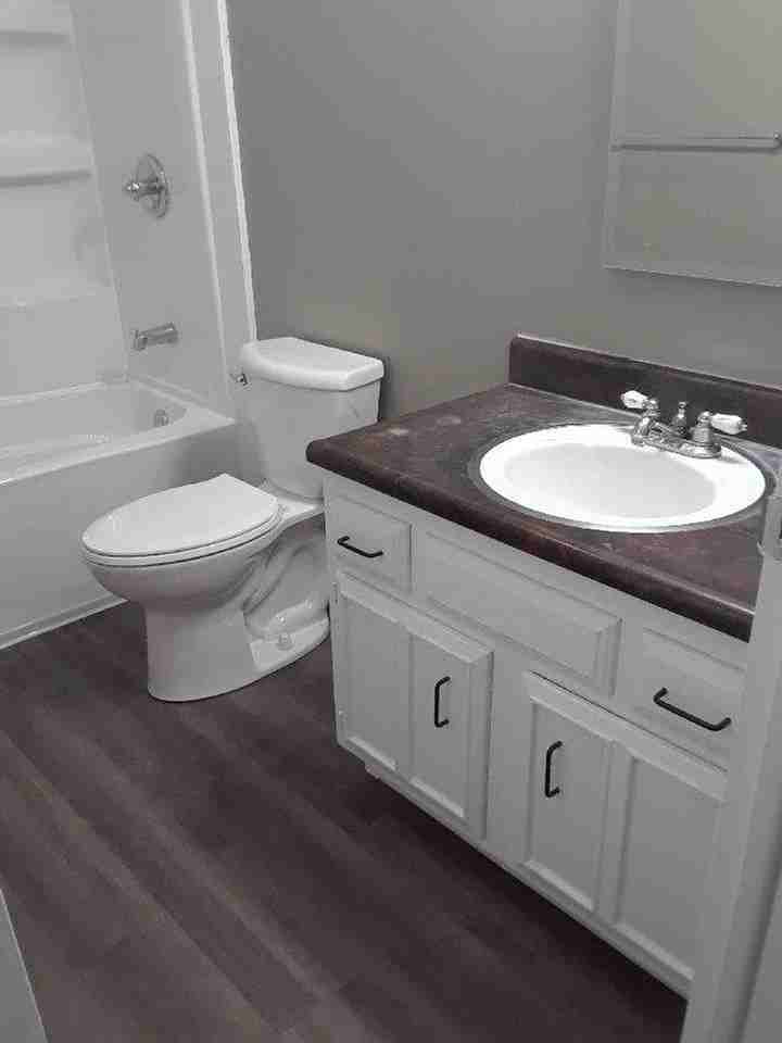110 Nottingham Way - Photo 3 of 11
