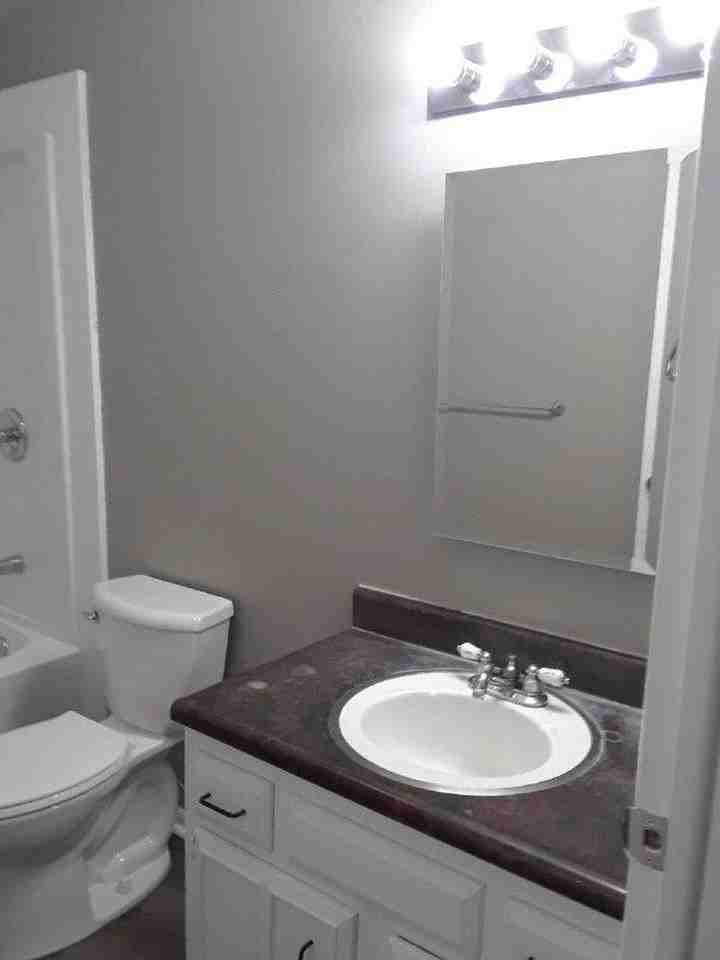 110 Nottingham Way - Photo 4 of 11