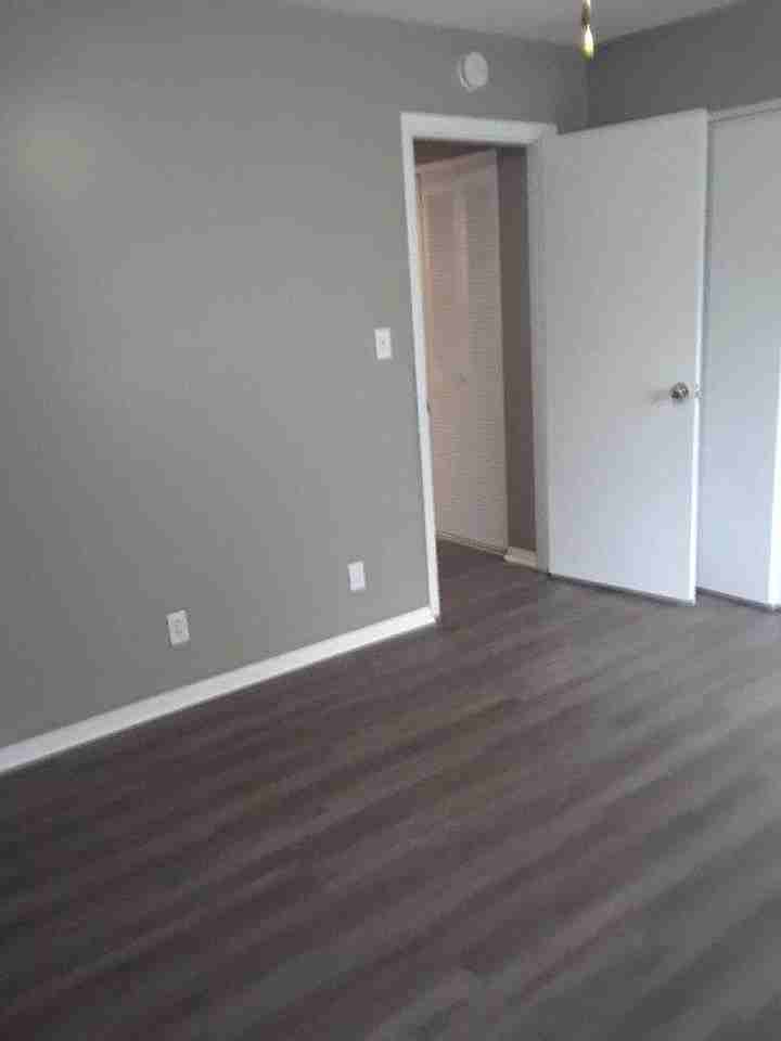 110 Nottingham Way - Photo 5 of 11