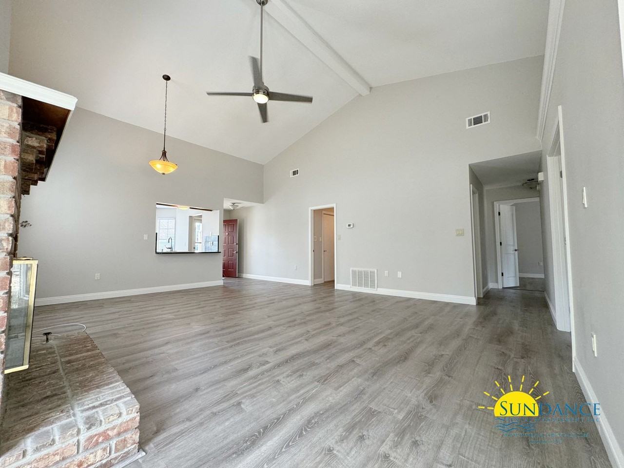 417 Village Ct Nw - Photo 6 of 19