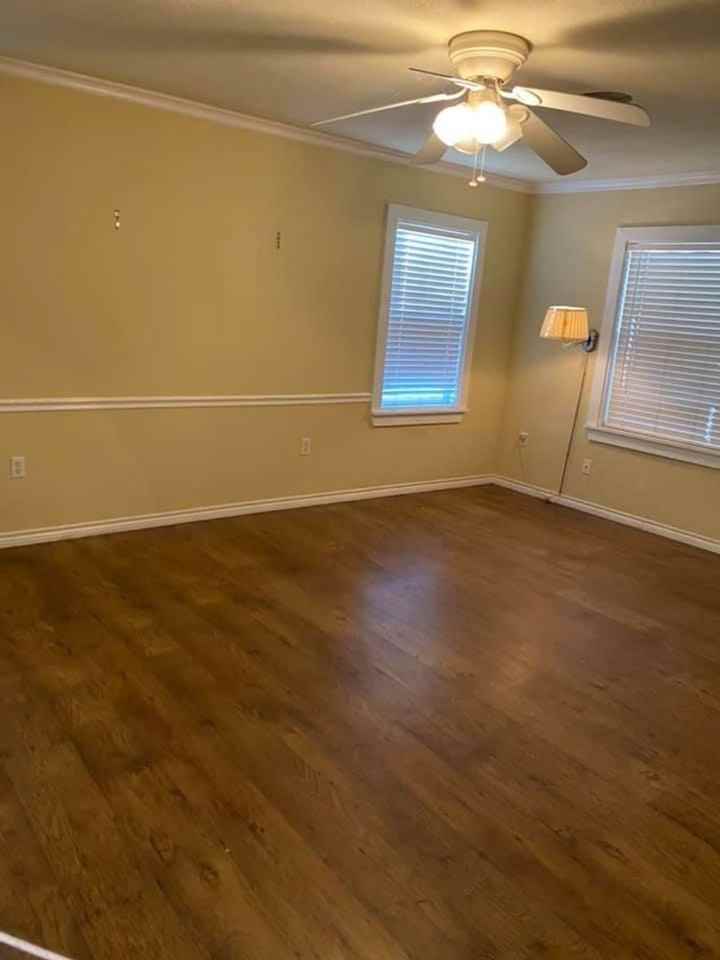 175 W Hartel St - Photo 2 of 9