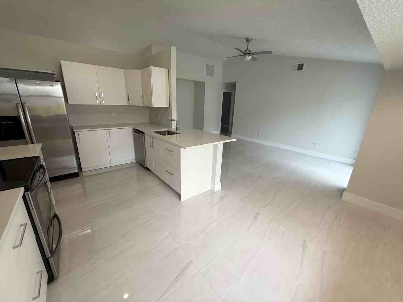 9143 Woodbreeze Blvd - Photo 6 of 18