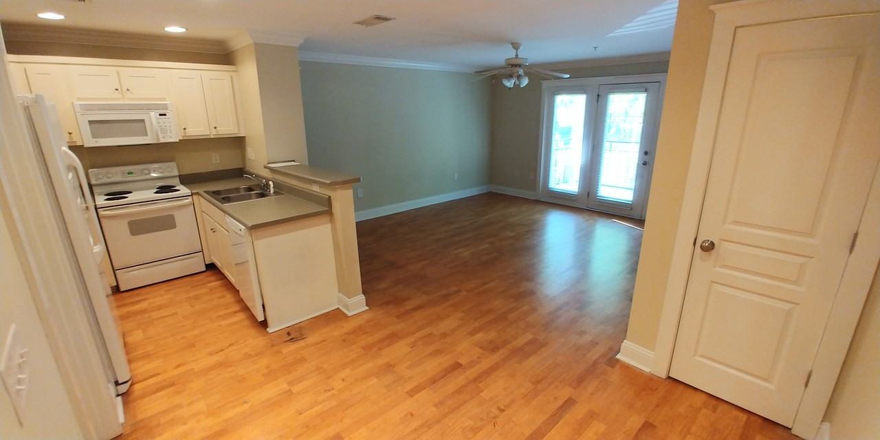 490 Barnett Shoals Road #811 - Photo 3 of 13