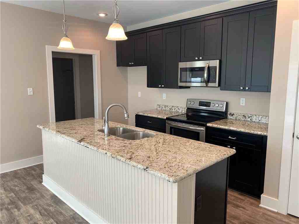 1852 Labarre St - Photo 5 of 13