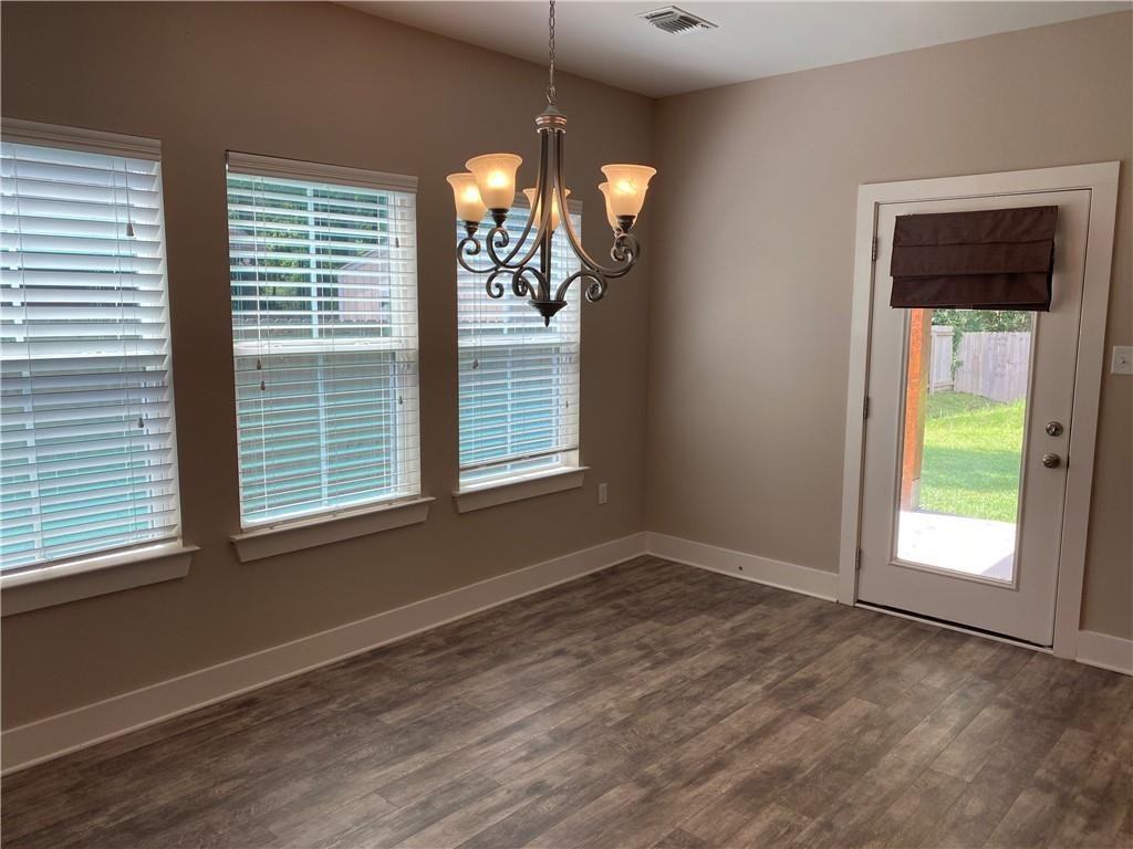 1852 Labarre St - Photo 6 of 13