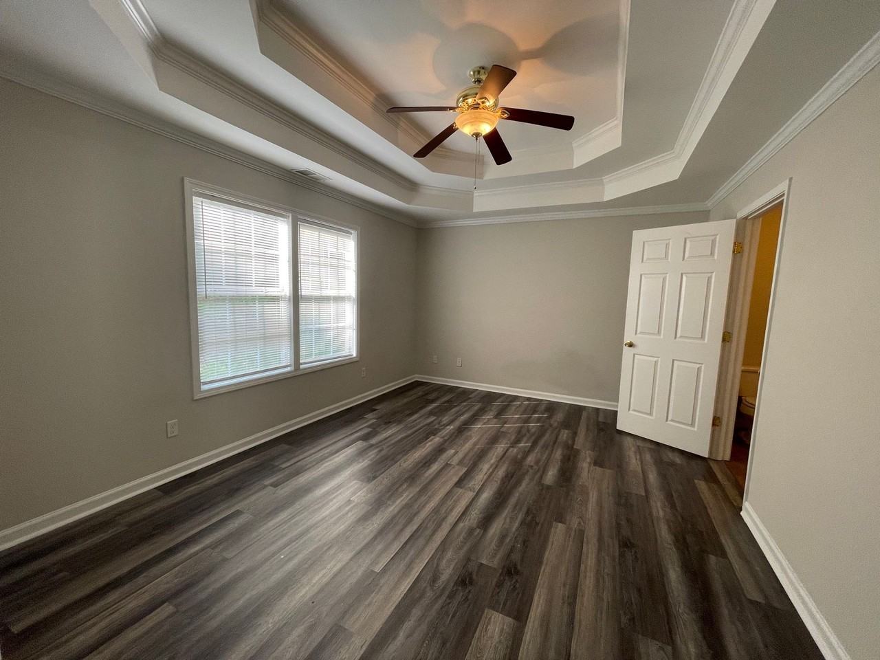 540 North Peter Street - Photo 3 of 10