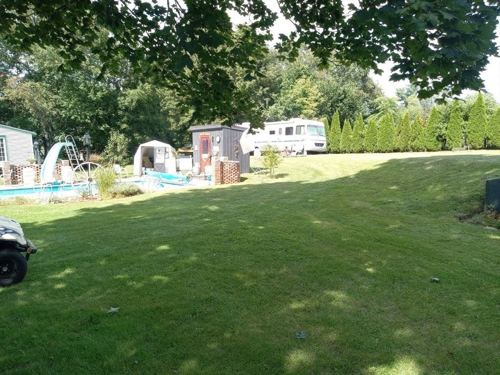 282 Central St - Photo 3 of 16