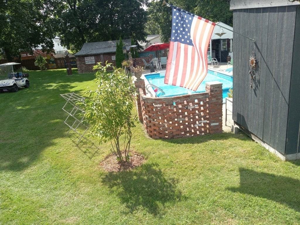 282 Central St - Photo 6 of 16