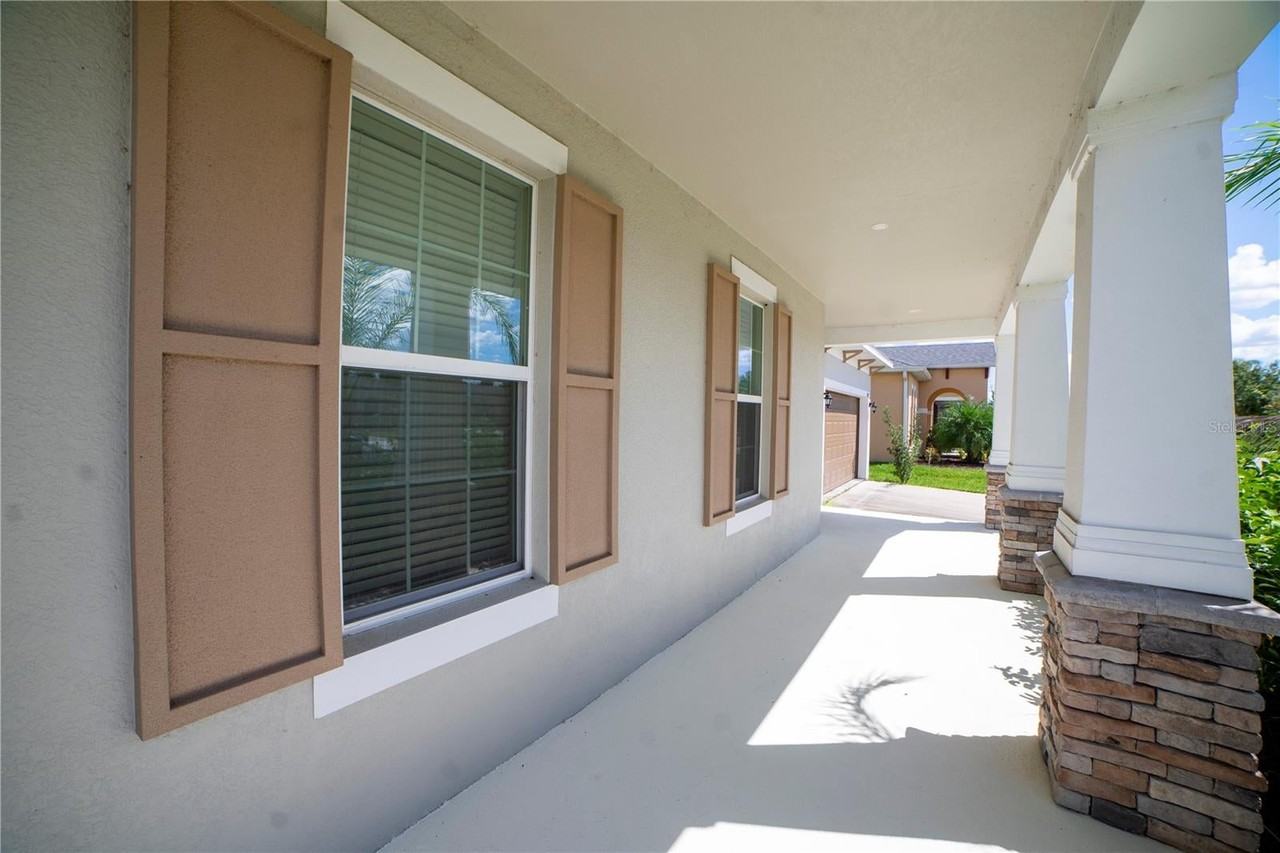 1727 Brassie Ct - Photo 4 of 28