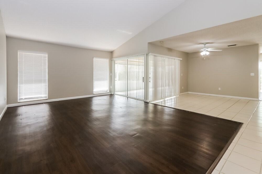 12340 Old Country Rd S - Photo 5 of 16