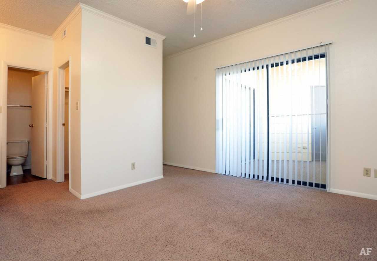 Parkridge Place Apts. - Photo 5 of 6