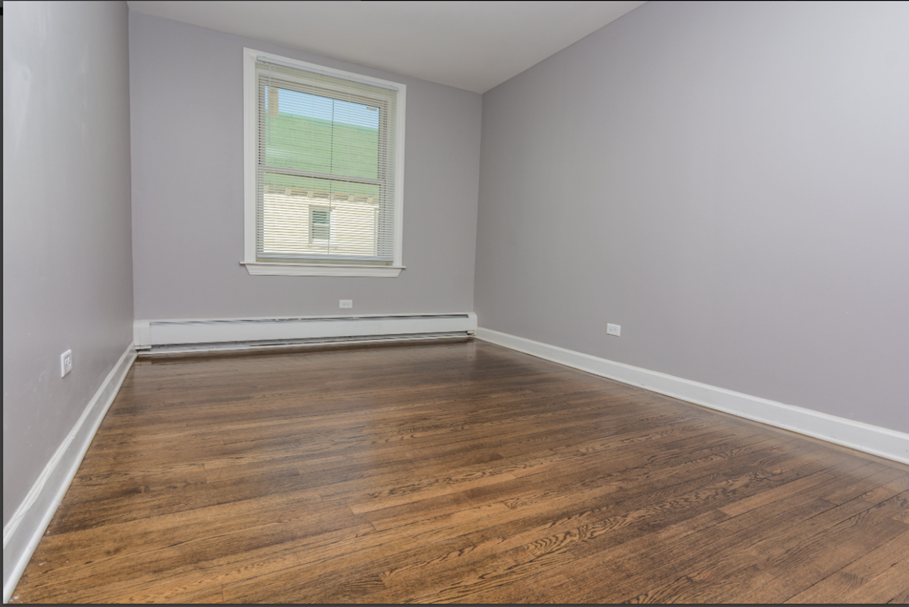 1962 E 71st Place - Photo 3 of 28