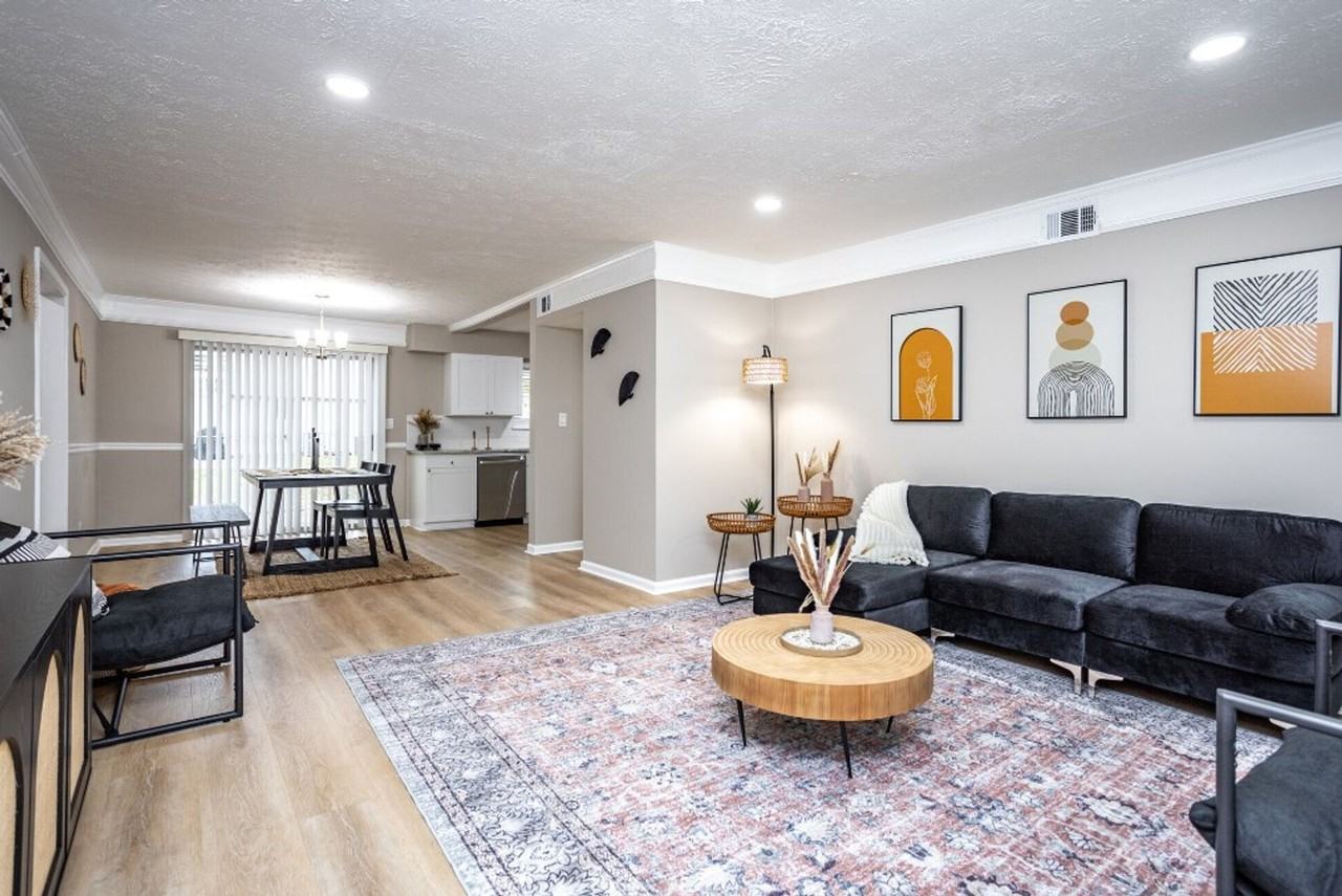 Residences on Riverdale - Photo 5 of 37