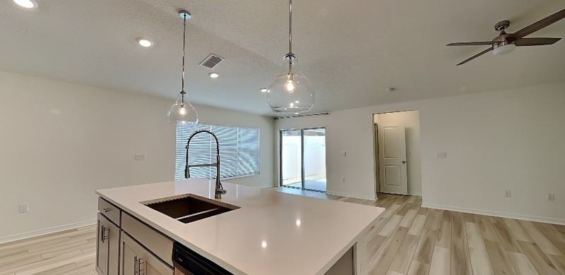 1052 Papaya Cir - Photo 4 of 27