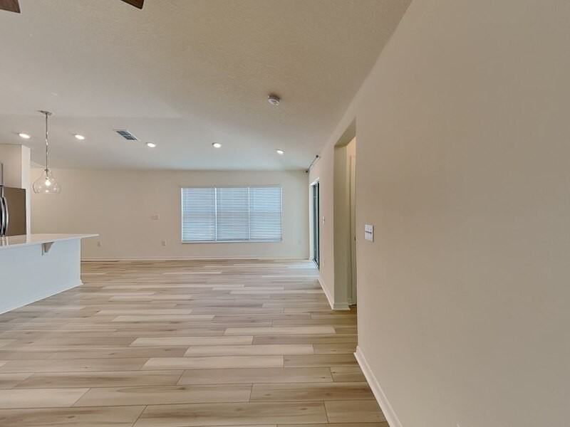 1052 Papaya Cir - Photo 7 of 27