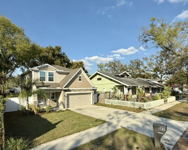 902 E 25th Ave - Photo 3 of 50