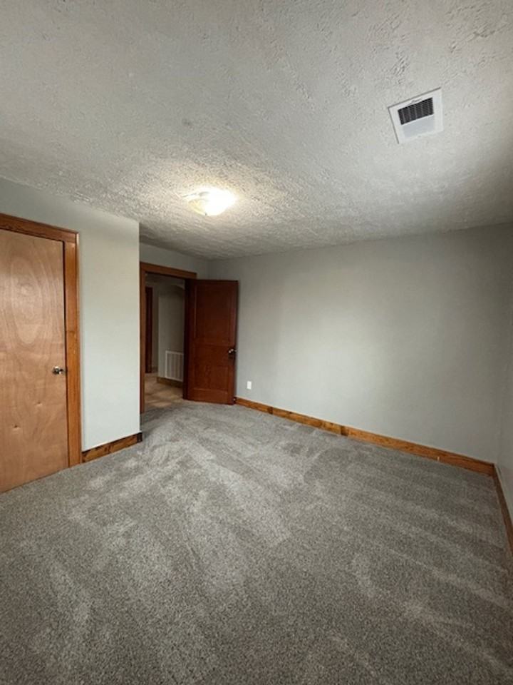 306 Brown Street - Photo 3 of 18