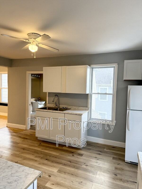 1941 N 38th St - Photo 2 of 4