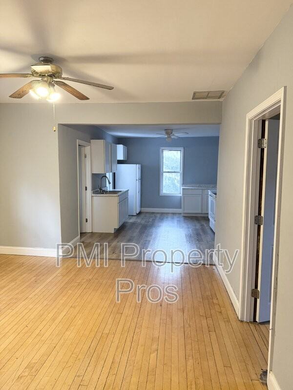 1941 N 38th St - Photo 4 of 4