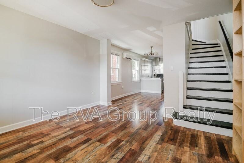 1230 Wallace St - Photo 6 of 46