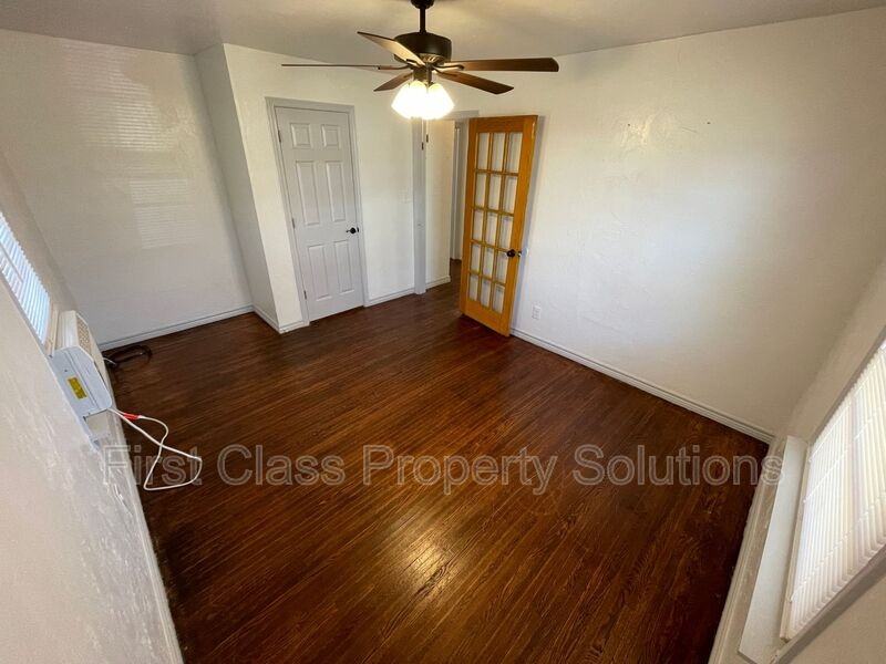 6618 Nw 31st St - Photo 5 of 28