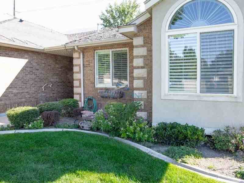 107 Woodside Dr - Photo 3 of 27