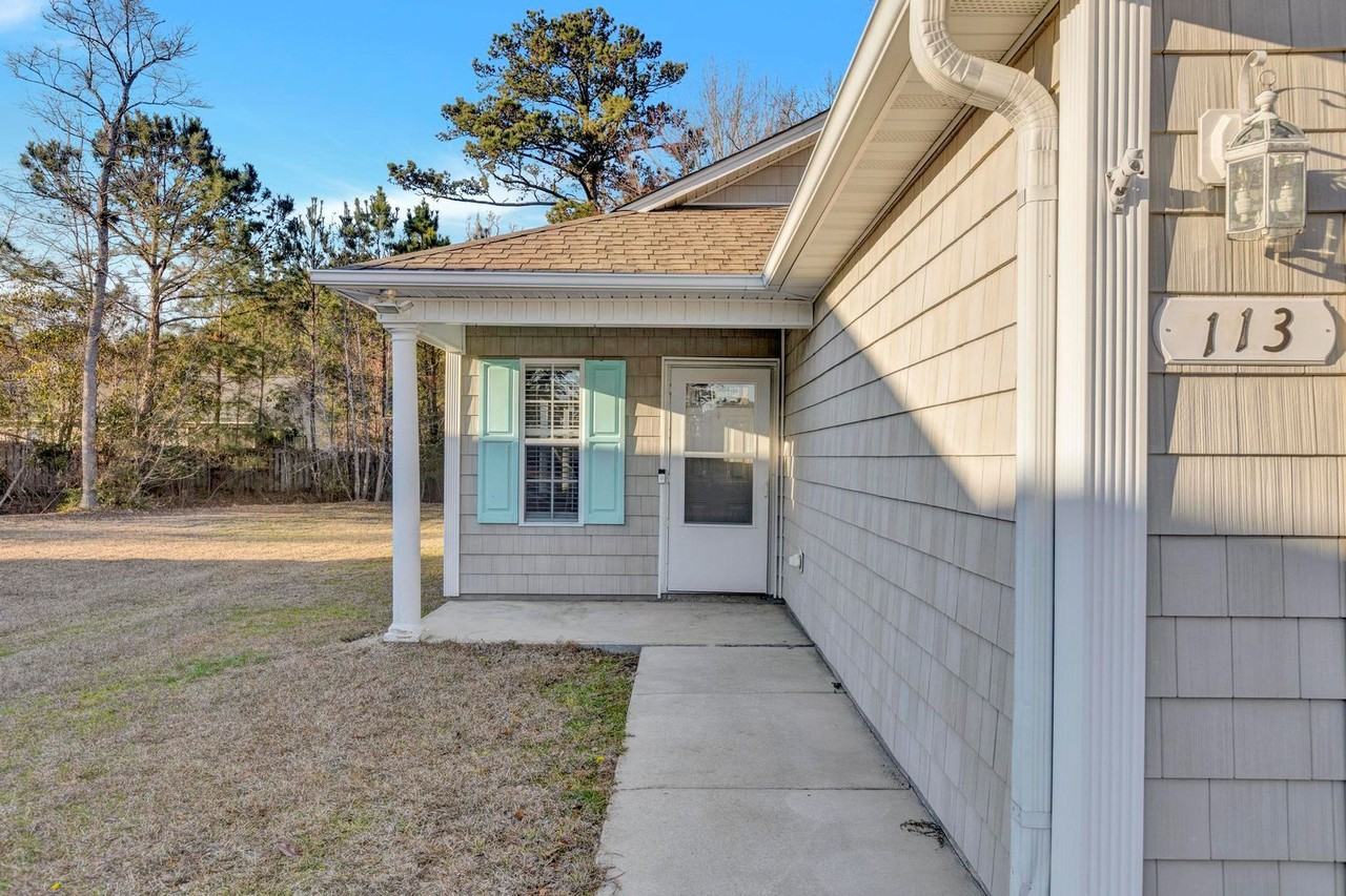 113 Bay Tree Cir - Photo 2 of 19